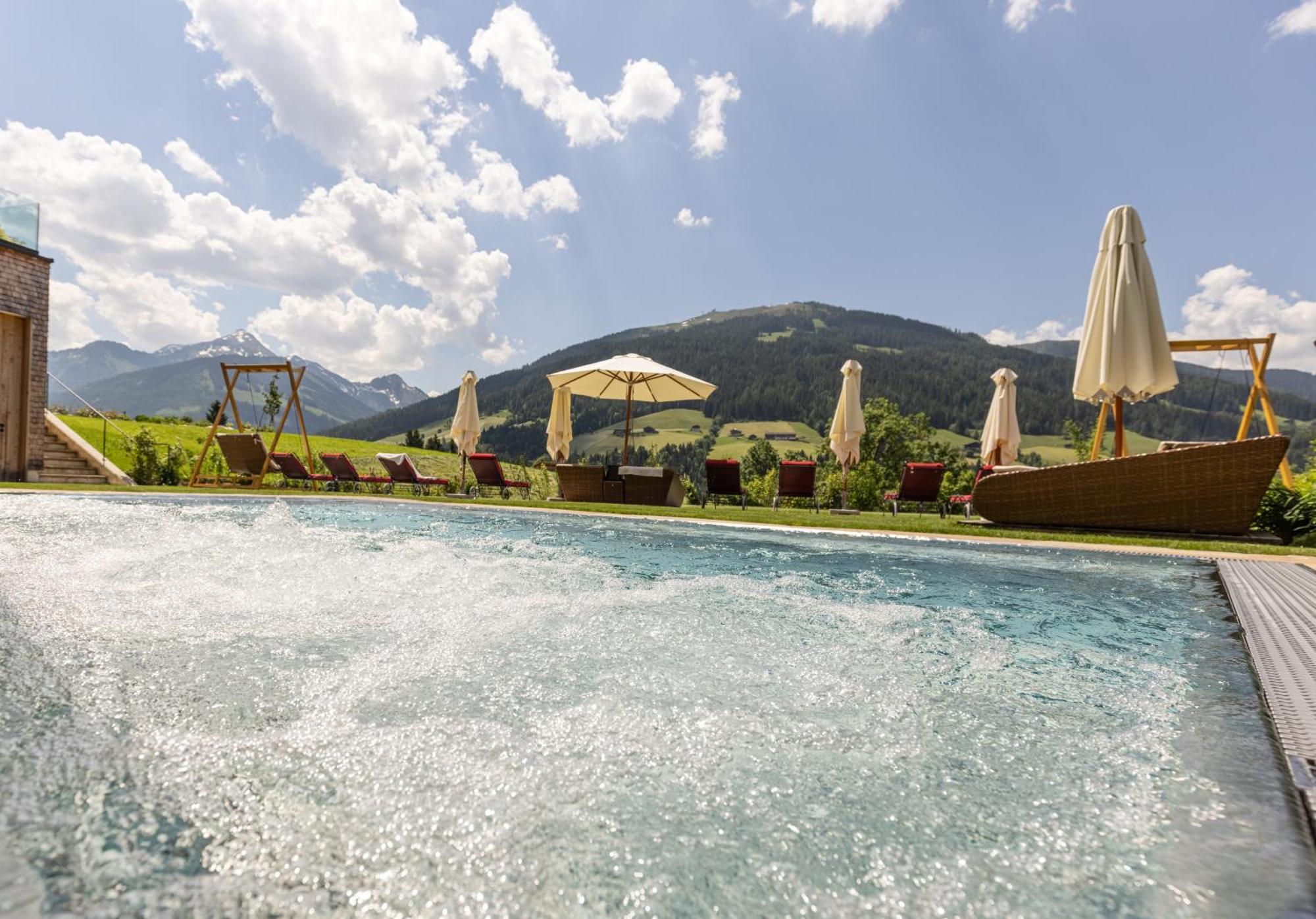 Alpbacherhof Mountain & Spa Resort מראה חיצוני תמונה